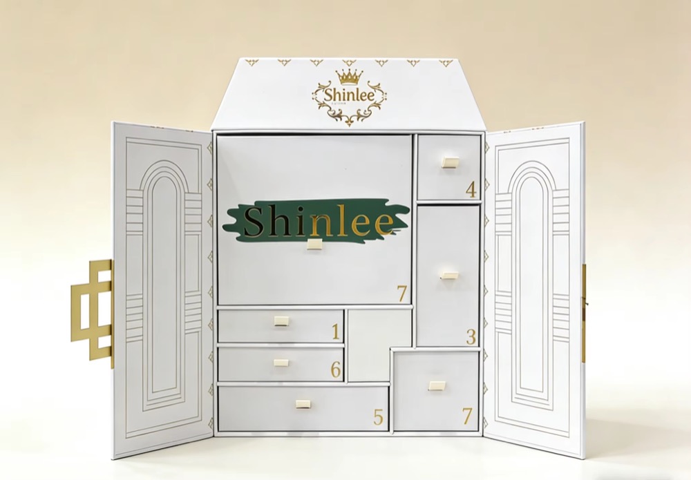 T-Shape Premium Advent Calendar Box Thumbnail 5
