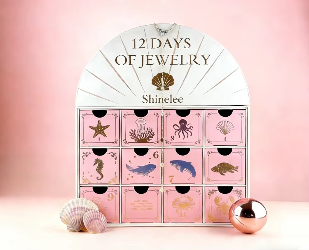 Christmas Door Advent Calendar Box Collection Thumbnail 3