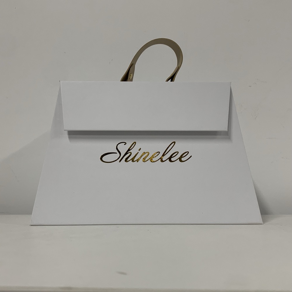 White Trapezoidal Leather Handle Folding Box Thumbnail 4