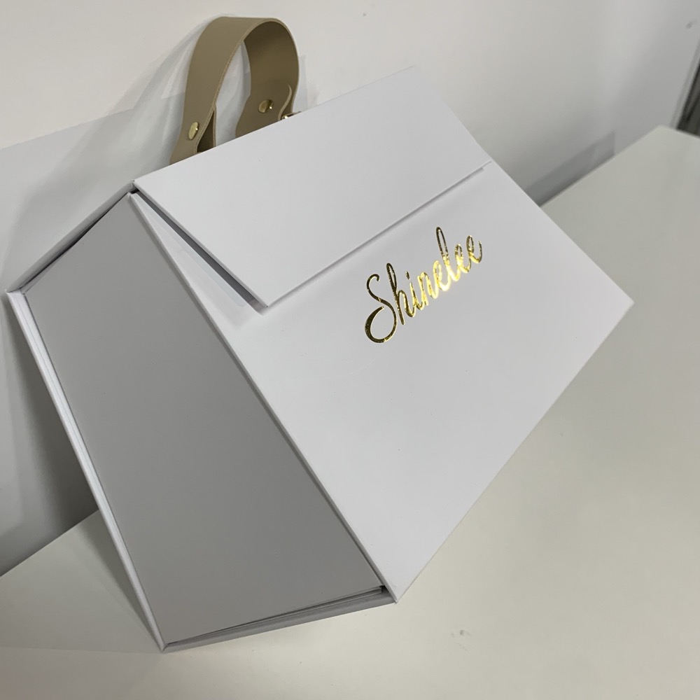 White Trapezoidal Leather Handle Folding Box Thumbnail 5