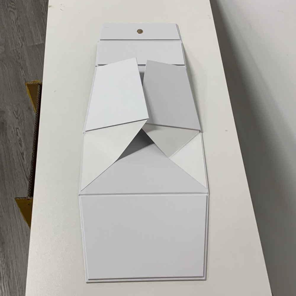 White Trapezoidal Leather Handle Folding Box Thumbnail 7