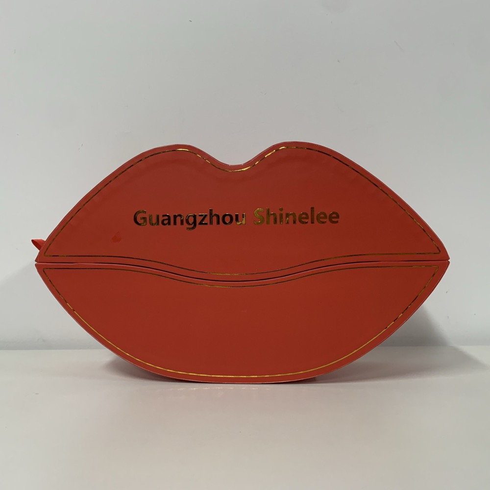 Crimson Red Lip Zippered Cosmetic Bag Thumbnail 7