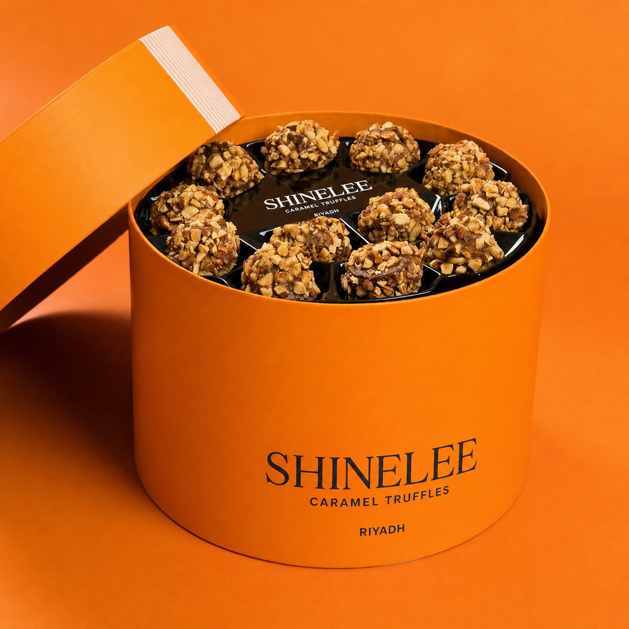 Custom Round Chocolate Gift Box Thumbnail 2