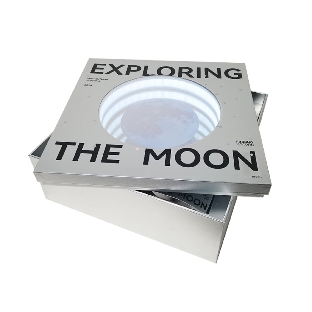 Deep Space Light-Up Gift Box Thumbnail 5