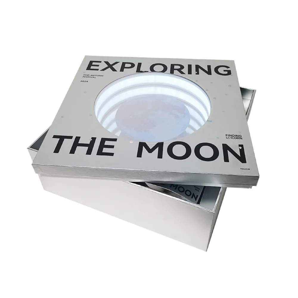 Deep Space Light-Up Gift Box Thumbnail 11