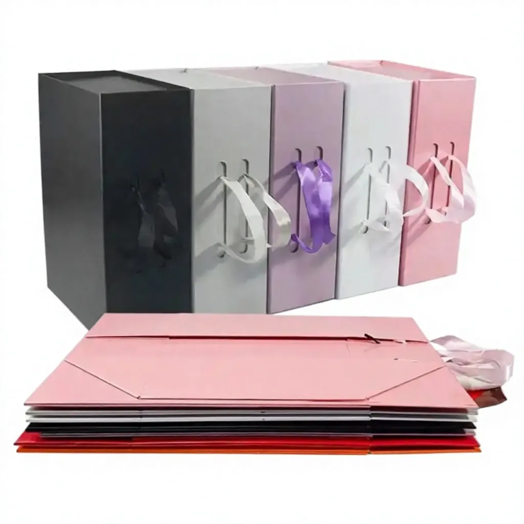 Large Magnetic Rigid Box with Silk Ribbon Closure Thumbnail 2